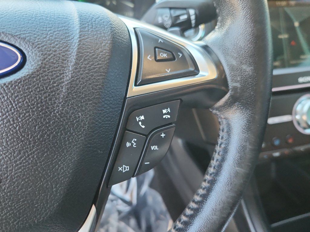 Used 2019 Ford Fusion Titanium FWD image 20