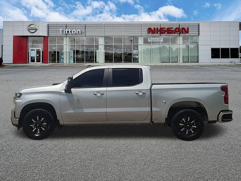 Used 2021 Chevrolet Silverado 1500 LT AWD/4WD image 4