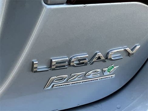 Used 2016 Subaru Legacy 2.5i Premium image 16