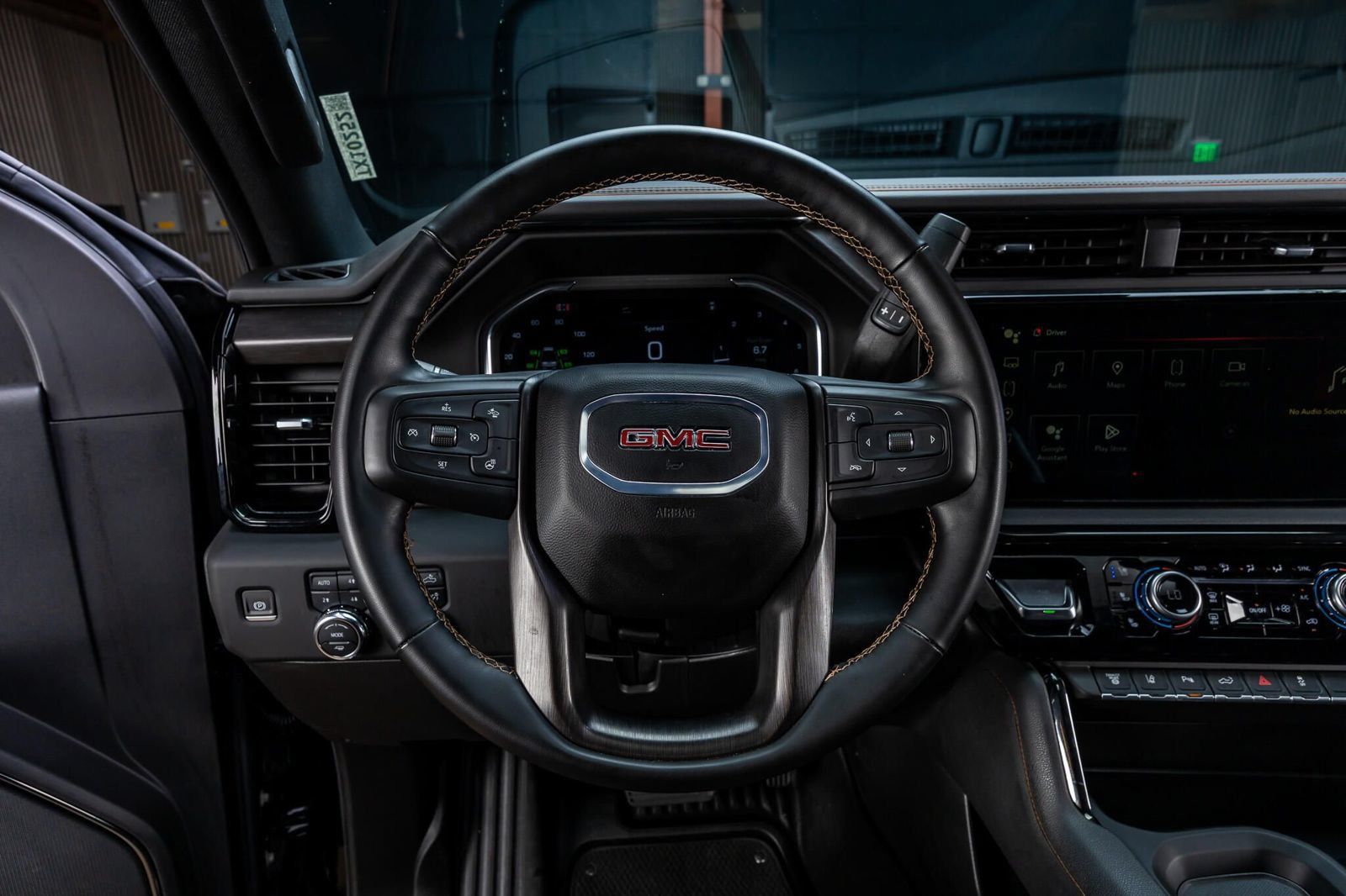 Used 2024 GMC Sierra 2500 AT4 w/ AT4 Premium Plus Package AWD/4WD image 19