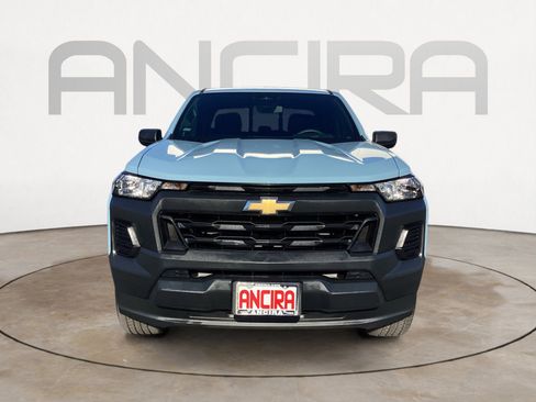 Used 2025 Chevrolet Colorado W/T w/ WT Custom Package image 8
