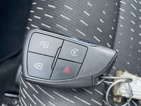 Used 2025 Chevrolet Equinox LT image 22