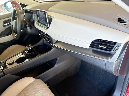 Used 2023 Nissan Rogue SV AWD/4WD image 33