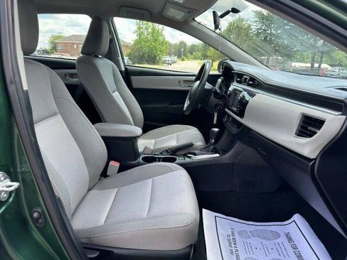 Used 2015 Toyota Corolla LE FWD image 18