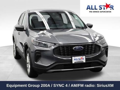 Used 2023 Ford Escape Active image 1