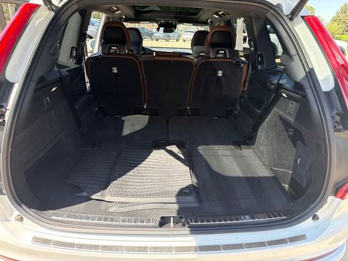 Used 2022 Volvo XC90 T6 Momentum w/ Advanced Package AWD/4WD image 22