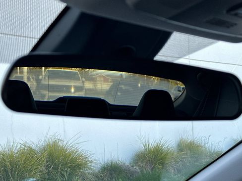 Used 2023 Toyota Camry SE image 24