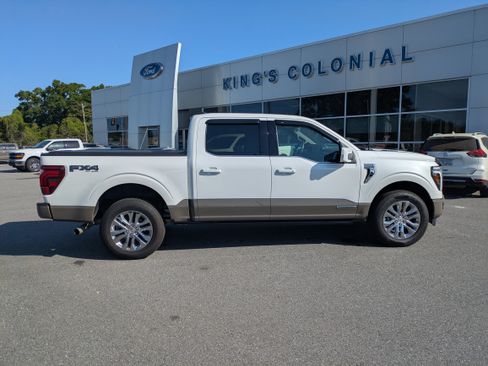 Used 2025 Ford F150 King Ranch w/ FX4 Off-Road Package image 3