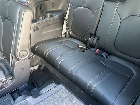 New 2025 Honda Pilot TrailSport image 12