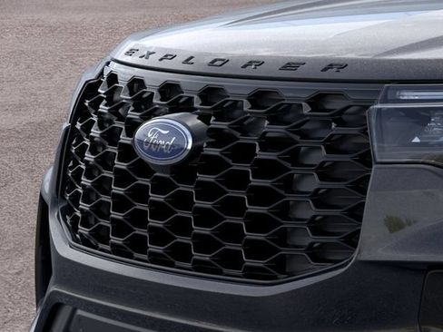 New 2026 Ford Explorer ST-Line AWD/4WD image 17