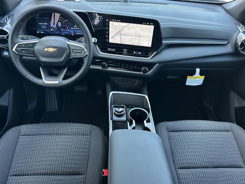 New 2026 Chevrolet Equinox LT w/ Safety and Technology Package FWD image 13