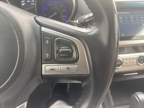 Used 2016 Subaru Outback 2.5i Limited AWD/4WD image 31