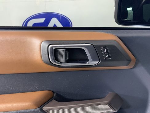 Used 2023 Ford Bronco Outer Banks w/ Sasquatch Package image 15