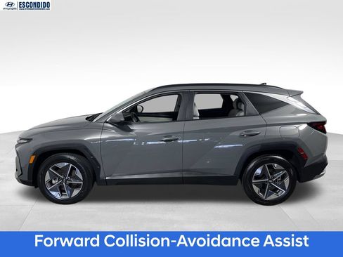 Certified 2025 Hyundai Tucson SEL FWD image 2