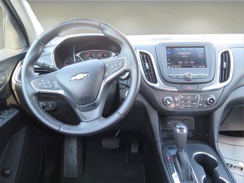 Used 2020 Chevrolet Equinox LT AWD/4WD image 21