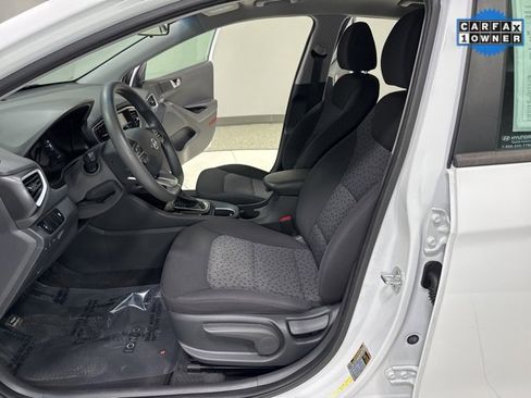 Used 2018 Hyundai Ioniq Blue image 9