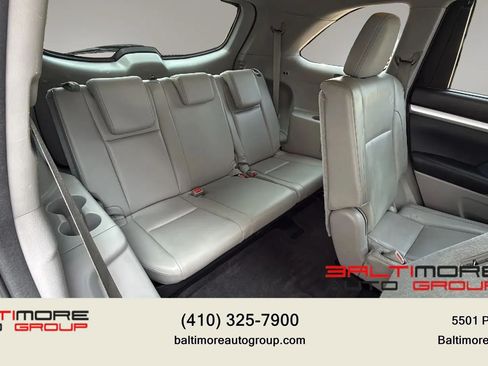 Used 2015 Toyota Highlander XLE AWD/4WD image 33
