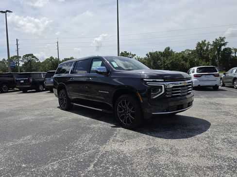 New 2026 Chevrolet Suburban Premier w/ Sun And Tow Package RWD image 1