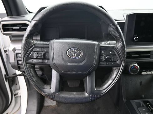 Used 2024 Toyota Tacoma SR5 AWD/4WD image 16