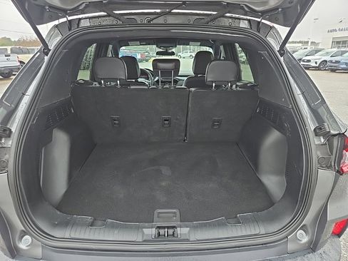 Used 2025 Ford Escape ST-Line image 25