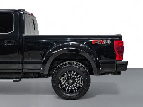 Used 2022 Ford F250 Lariat w/ Lariat Value Package image 12