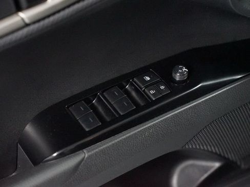 Used 2025 Toyota Camry SE FWD image 32