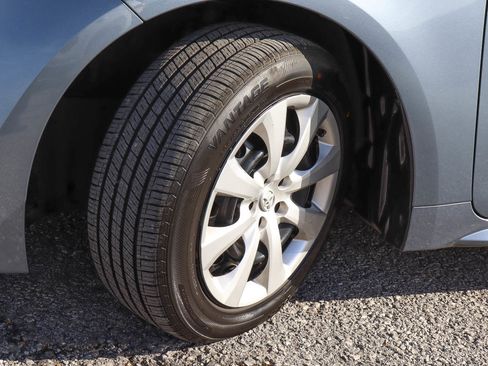 Used 2024 Toyota Corolla LE image 17