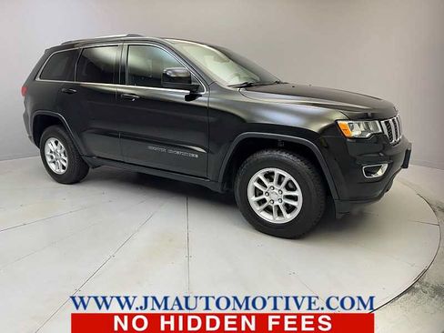 Used 2019 Jeep Grand Cherokee Laredo AWD/4WD image 7