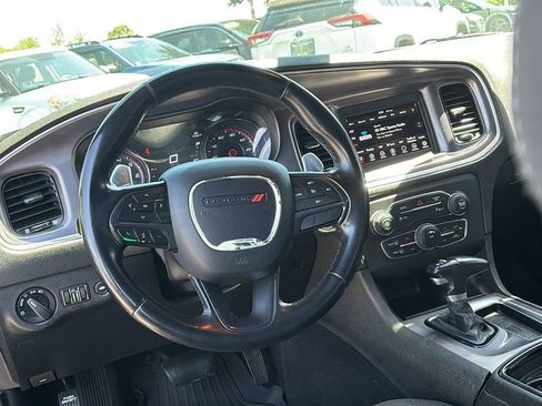 Used 2019 Dodge Charger SXT w/ Blacktop Package RWD image 13