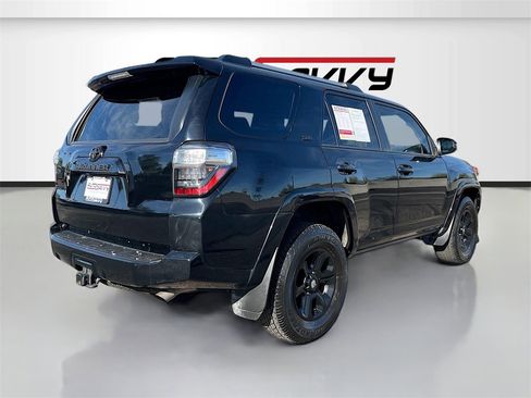 Used 2023 Toyota 4Runner SR5 image 7