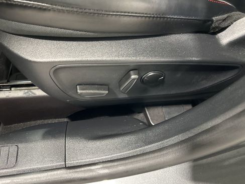 Used 2025 Ford Escape ST-Line w/ Tech Pack #1 image 10