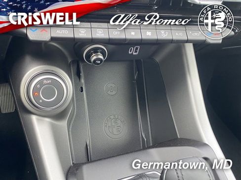 New 2024 Alfa Romeo Tonale Ti w/ Active Assist Package image 29