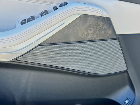 New 2026 BMW X5 xDrive50e w/ Executive Package image 25