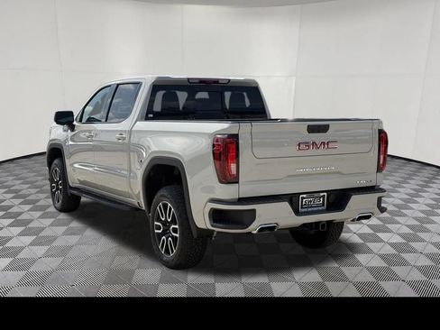 Used 2026 GMC Sierra 1500 AT4 w/ AT4 Premium Package AWD/4WD image 8