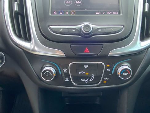 Used 2020 Chevrolet Equinox LT AWD/4WD image 23