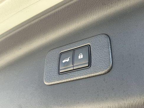 Used 2024 Nissan Armada Platinum w/ Cargo Package RWD image 28