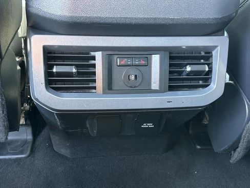 Used 2024 Ford F250 Lariat w/ Lariat Ultimate Package AWD/4WD image 21
