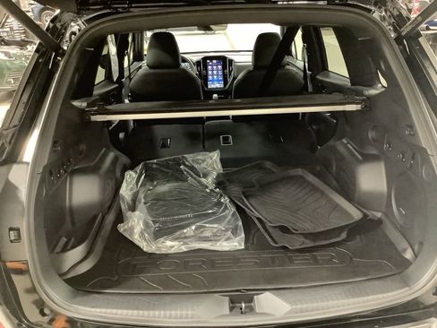 Used 2025 Subaru Forester Limited image 14