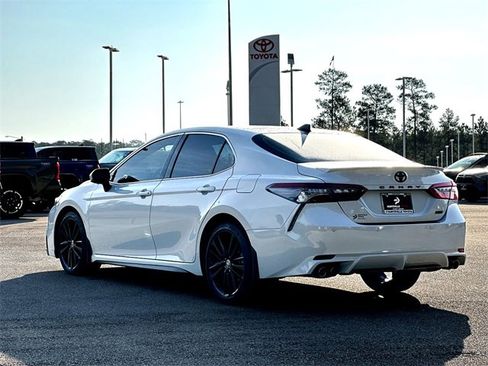 Used 2023 Toyota Camry XSE w/ Navigation Package image 6