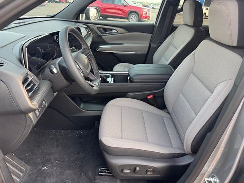 New 2027 Chevrolet Traverse LT AWD/4WD image 4