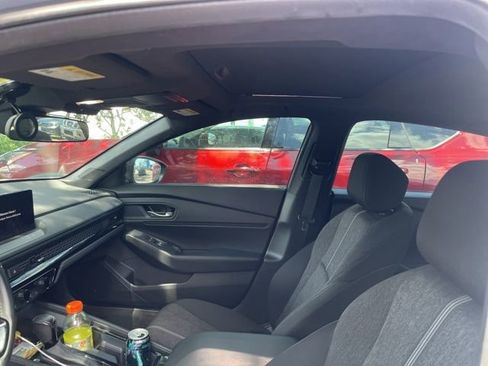 Used 2023 Honda Accord Sport image 11