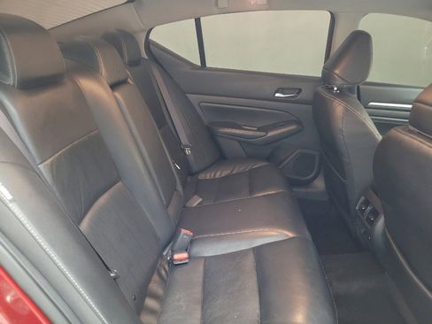 Used 2019 Nissan Altima 2.5 SL FWD image 19