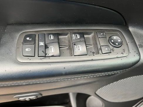 Used 2021 Jeep Grand Cherokee Limited AWD/4WD image 21