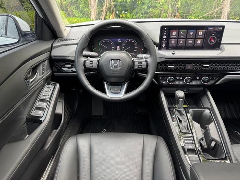 Certified 2025 Honda Accord Touring image 20