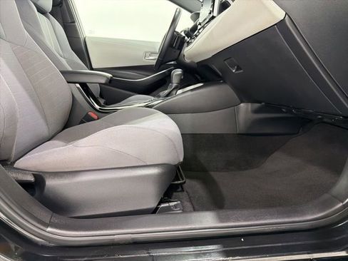 Used 2020 Toyota Corolla SE image 20