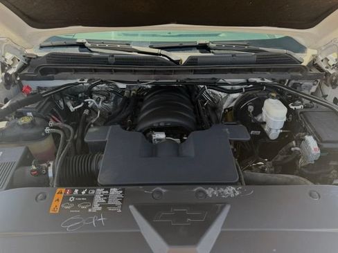 Used 2017 Chevrolet Silverado 1500 LTZ Z71 w/ LTZ Plus Package AWD/4WD image 6