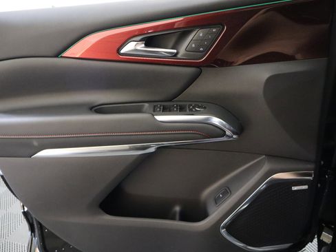 New 2026 Chevrolet Traverse RS image 36