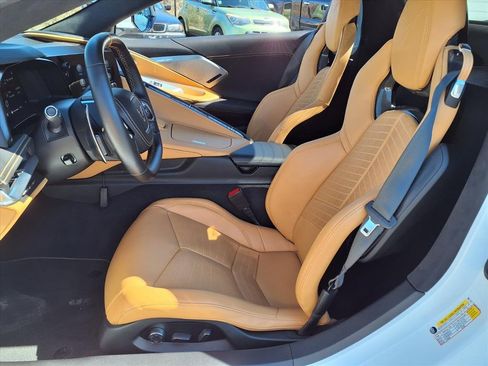 Used 2022 Chevrolet Corvette Stingray Premium Conv w/ Z51 Performance Package image 25