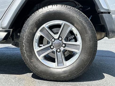 Certified 2020 Jeep Wrangler Unlimited Sahara AWD/4WD image 26