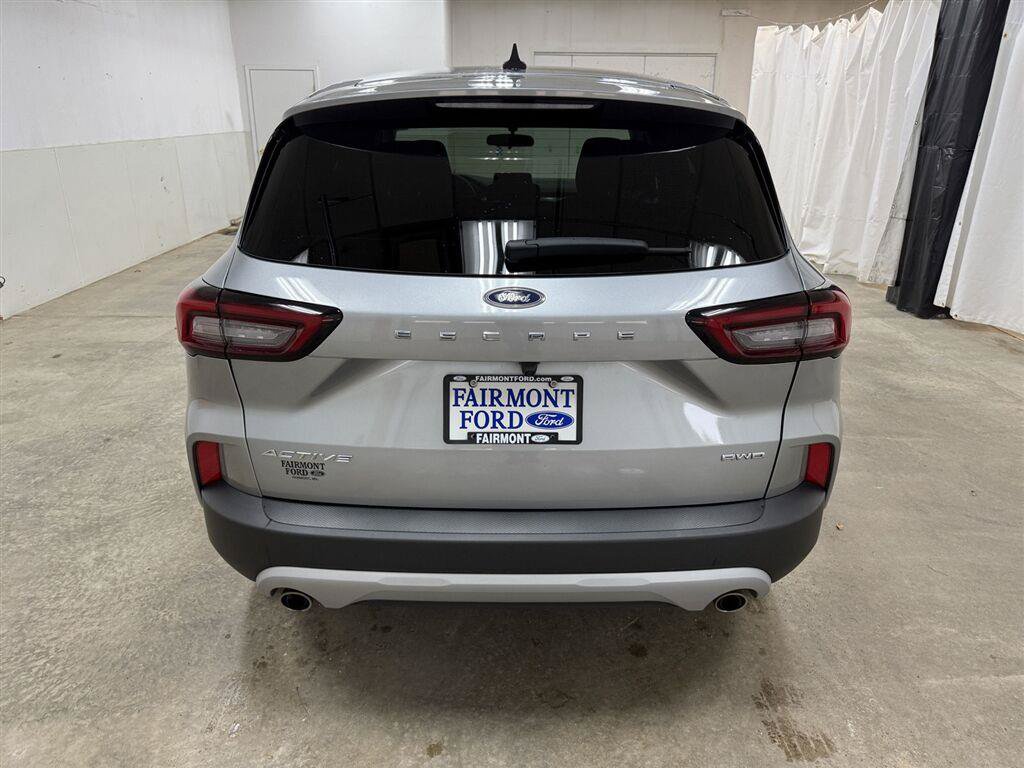 Used 2023 Ford Escape Active AWD/4WD image 6